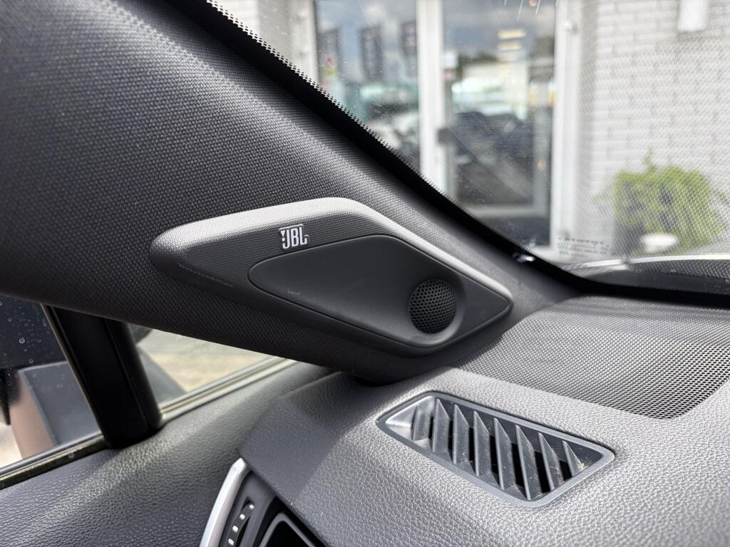 Toyota RAV4 2.5 Plug-In Hybrid Bi-Tone + | JBL | 360 Camera | HUD | Trekhaak - Image 9