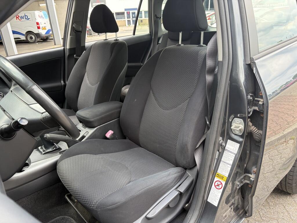 Toyota RAV4 2.0 VVTi Linea Terra | Cruise control | Airco | 4X4 | - Image 22