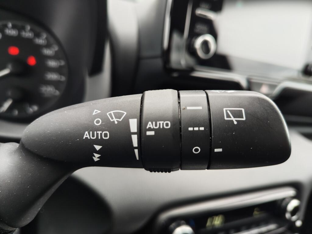 Toyota Yaris 1.5 Hybrid Dynamic | Trekhaak Afn. | Android Auto, Apple Carplay - Image 13