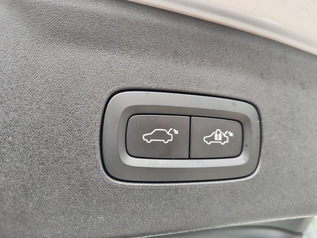 Polestar 2 Standard Range Single Motor 64kWh | Sensoren | Stoelverw. | Navi - Image 37