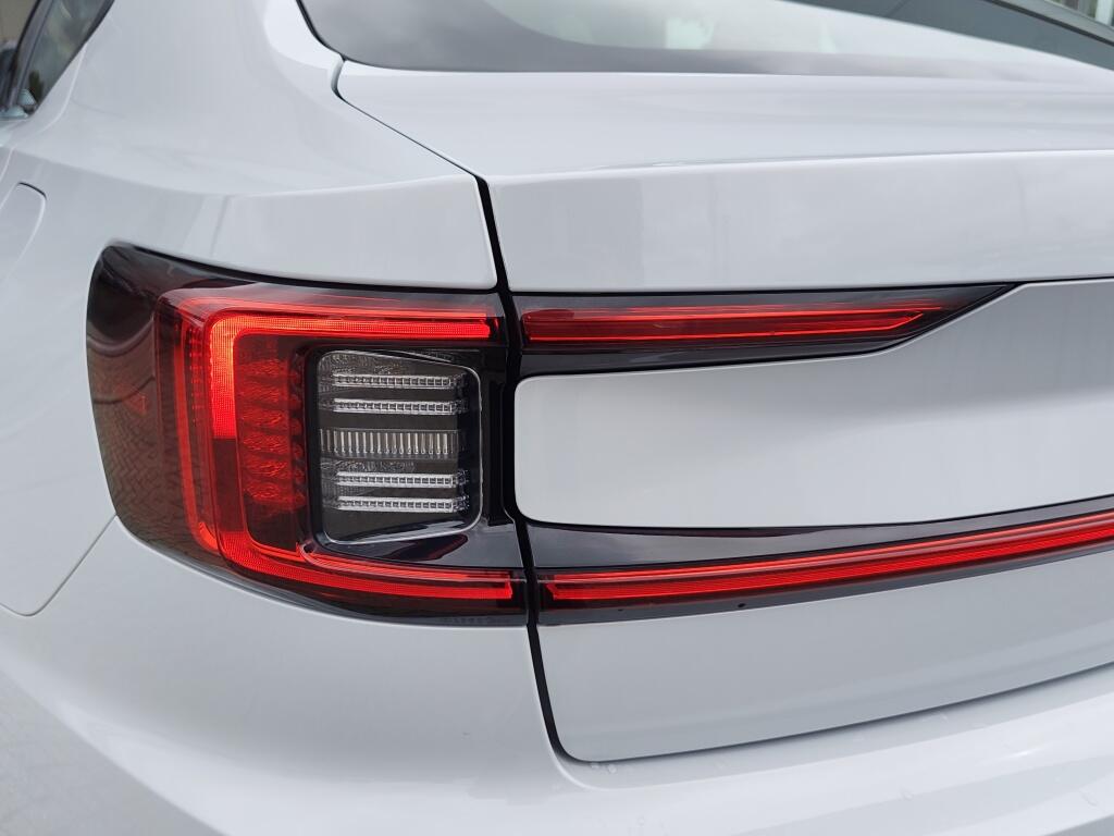 Polestar 2 Standard Range Single Motor 64kWh | Sensoren | Stoelverw. | Navi - Image 39