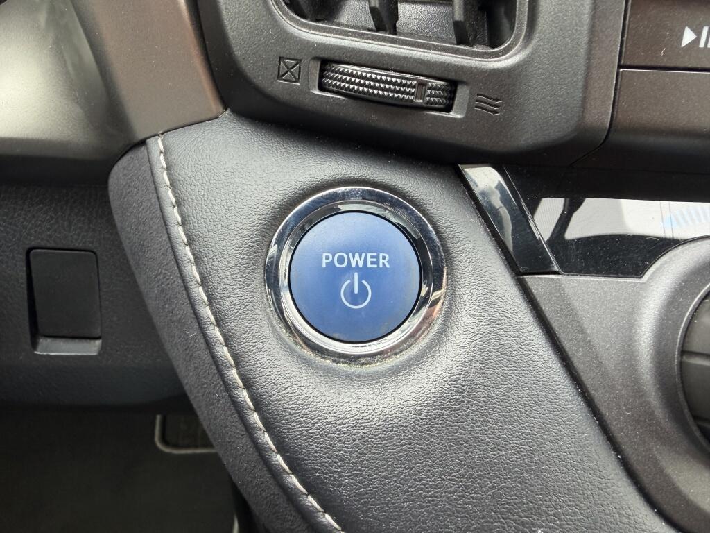 Toyota RAV4 2.5 Hybrid AWD Style | Afn. Trekhaak | All-season | Stoelverwarm - Image 17