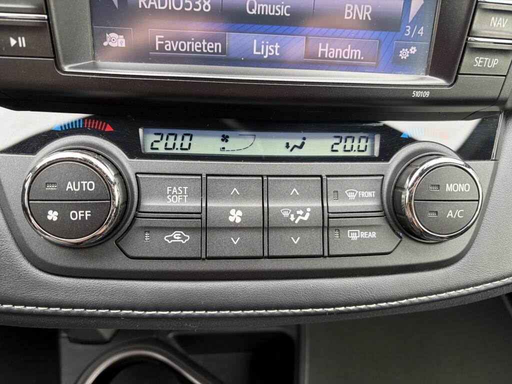 Toyota RAV4 2.5 Hybrid AWD Style | Afn. Trekhaak | All-season | Stoelverwarm - Image 24