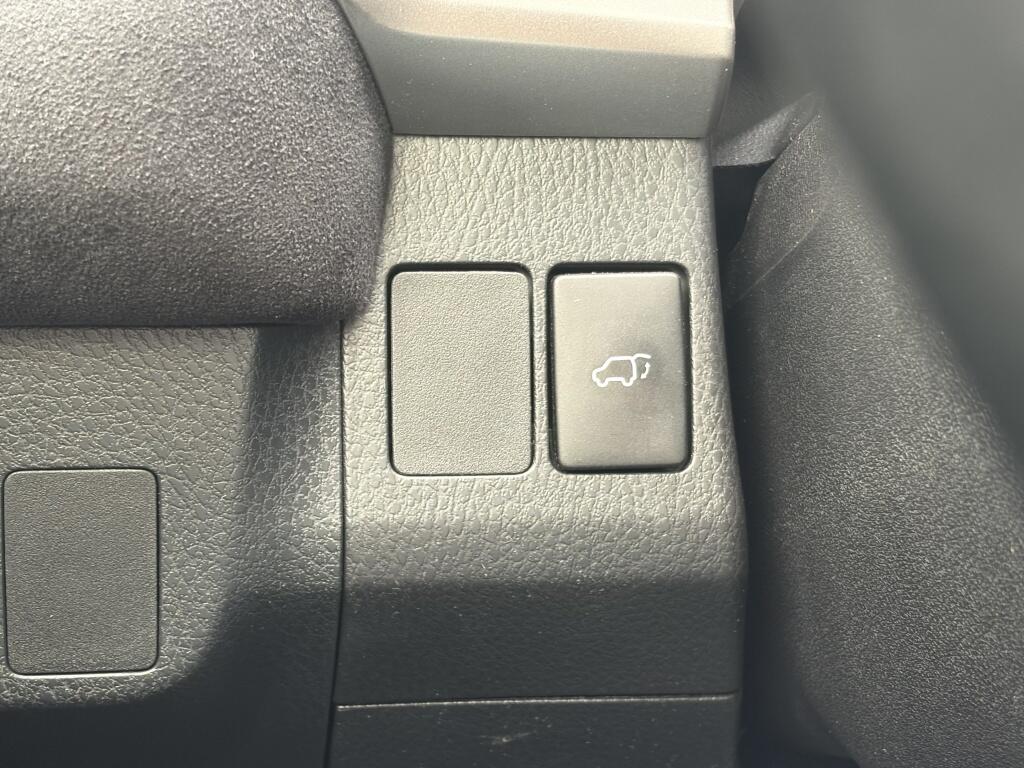 Toyota RAV4 2.5 Hybrid AWD Style | Afn. Trekhaak | All-season | Stoelverwarm - Image 29