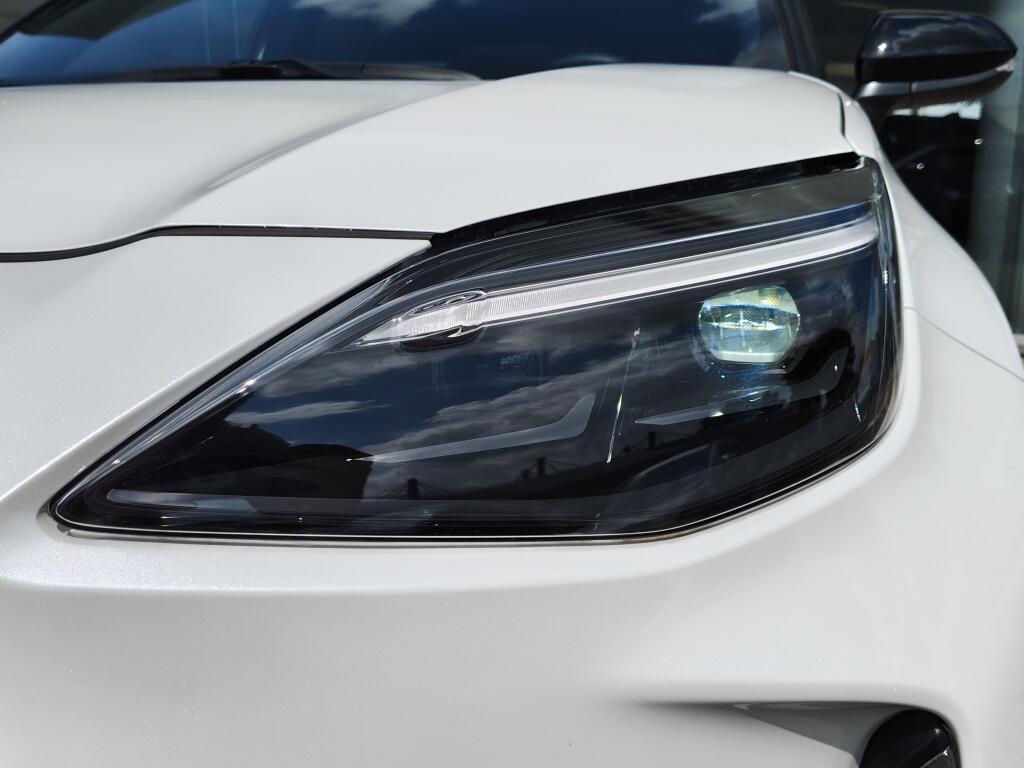 Toyota Yaris Cross 1.5 Hybrid 130 GR SPORT | Sensoren v/a | El. Achterklep | Androi - Image 35