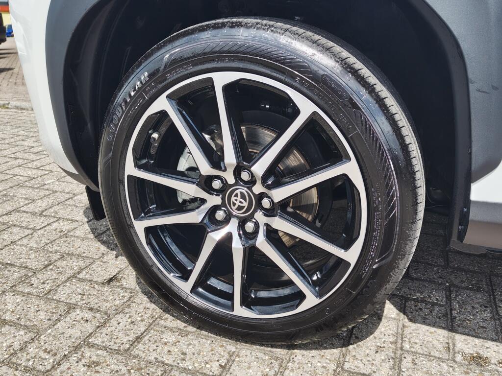 Toyota Yaris Cross 1.5 Hybrid 130 GR SPORT | Sensoren v/a | El. Achterklep | Androi - Image 40