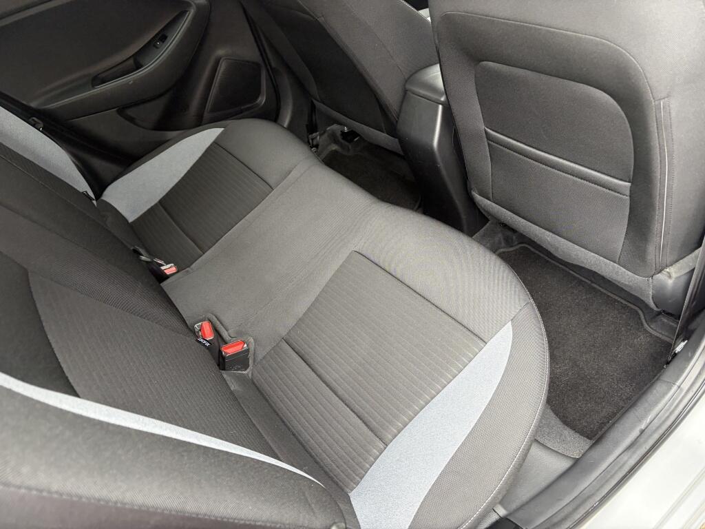 Hyundai i20 1.0 T-GDI Black Edition | Sensoren achter | Cruise control | Nav - Image 28