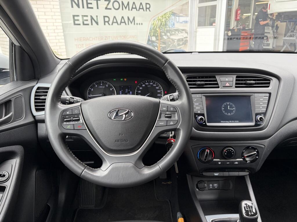 Hyundai i20 1.0 T-GDI Black Edition | Sensoren achter | Cruise control | Nav - Image 8