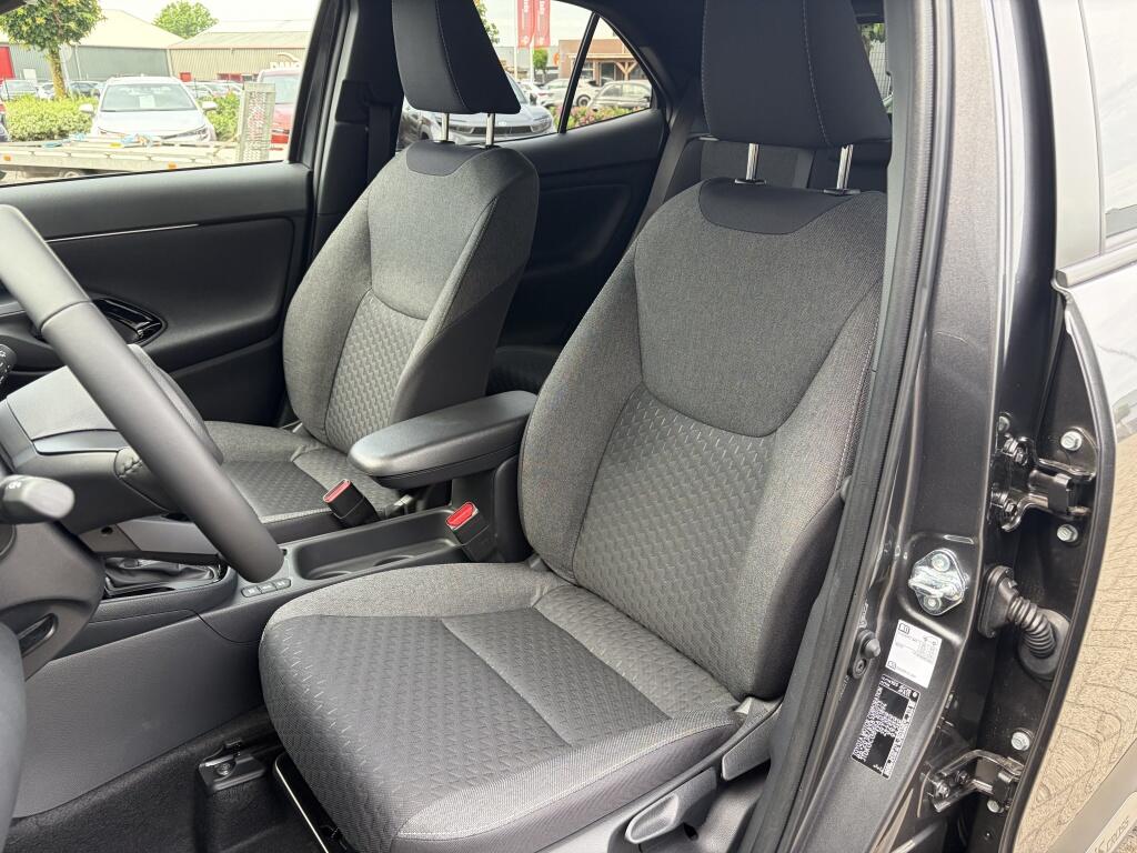 Toyota Yaris Cross 1.5 Hybrid 130 Dynamic | Comfort Pack | Sensoren v/a | Stoelverw - Image 29
