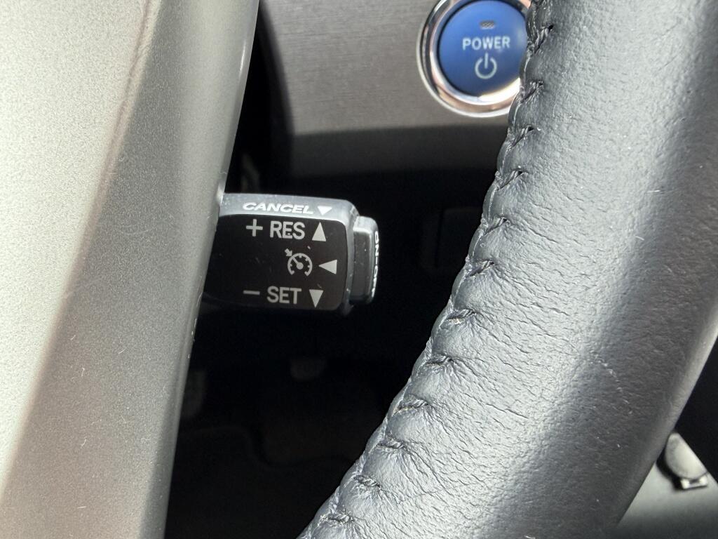 Toyota Prius 1.8 Business |  Afn. Trekhaak | HUD | Navi | Cruise control | - Image 13