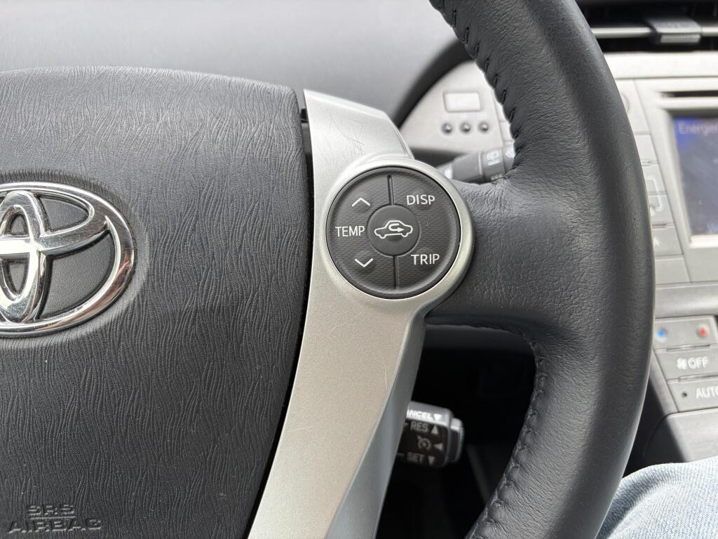 Toyota Prius 1.8 Business |  Afn. Trekhaak | HUD | Navi | Cruise control | - Image 15