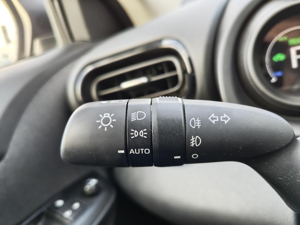 Toyota Yaris Cross 1.5 Hybrid Active | Adaptive Cruise Control | Achteruitrijcamera - Image 11