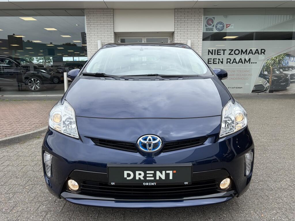 Toyota Prius 1.8 Executive Business | HUD | JBL | Cruise control | - Image 6