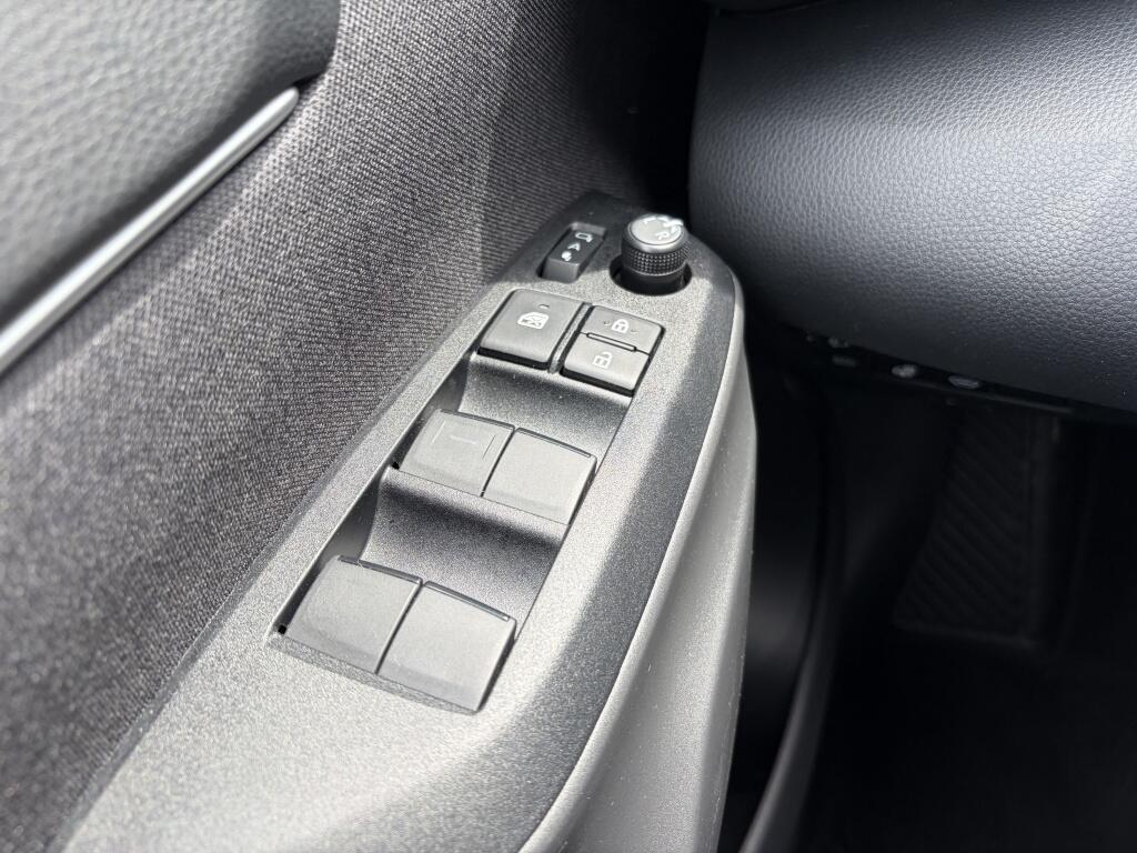 Toyota Yaris Cross 1.5 Hybrid 115 Dynamic | Sensoren v/a | Stuur + Stoelverwarming - Image 24