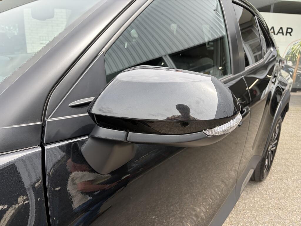 Toyota Yaris Cross 1.5 Hybrid 115 Dynamic | Sensoren v/a | Stuur + Stoelverwarming - Image 35