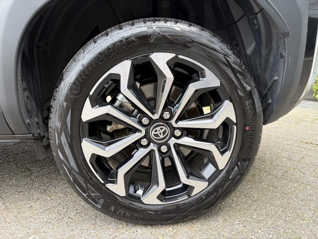 Toyota Yaris Cross 1.5 Hybrid 115 Dynamic | Sensoren v/a | Stuur + Stoelverwarming - Image 38