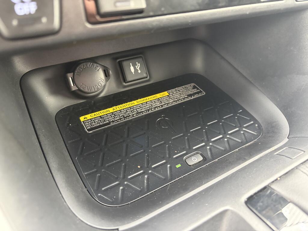 Toyota RAV4 2.5 Hybrid Executive | JBL | 360 camera | Trekhaak Afn | Leder - Image 26
