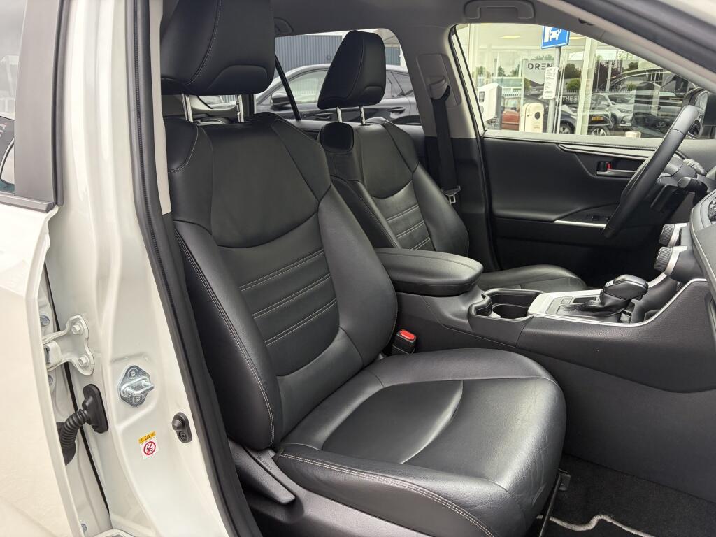 Toyota RAV4 2.5 Hybrid Executive | JBL | 360 camera | Trekhaak Afn | Leder - Image 35