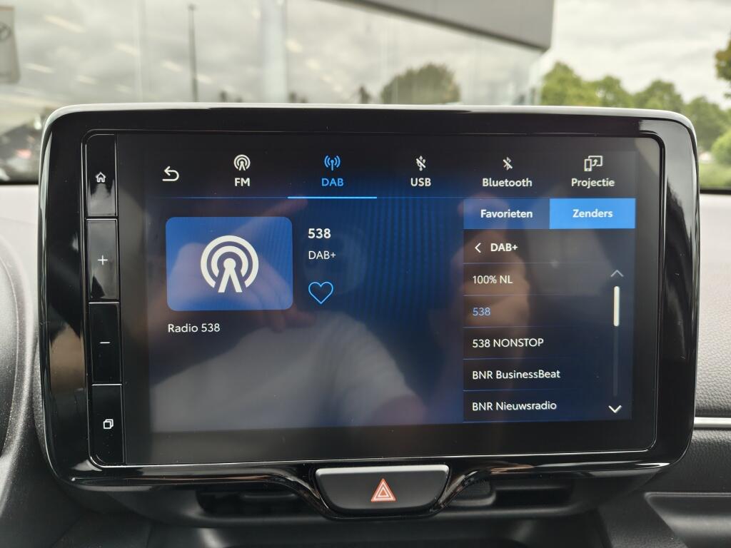 Toyota Yaris 1.5 Hybrid 115 Dynamic | Sensoren v/a | Stuur & Stoelverwarming - Image 16