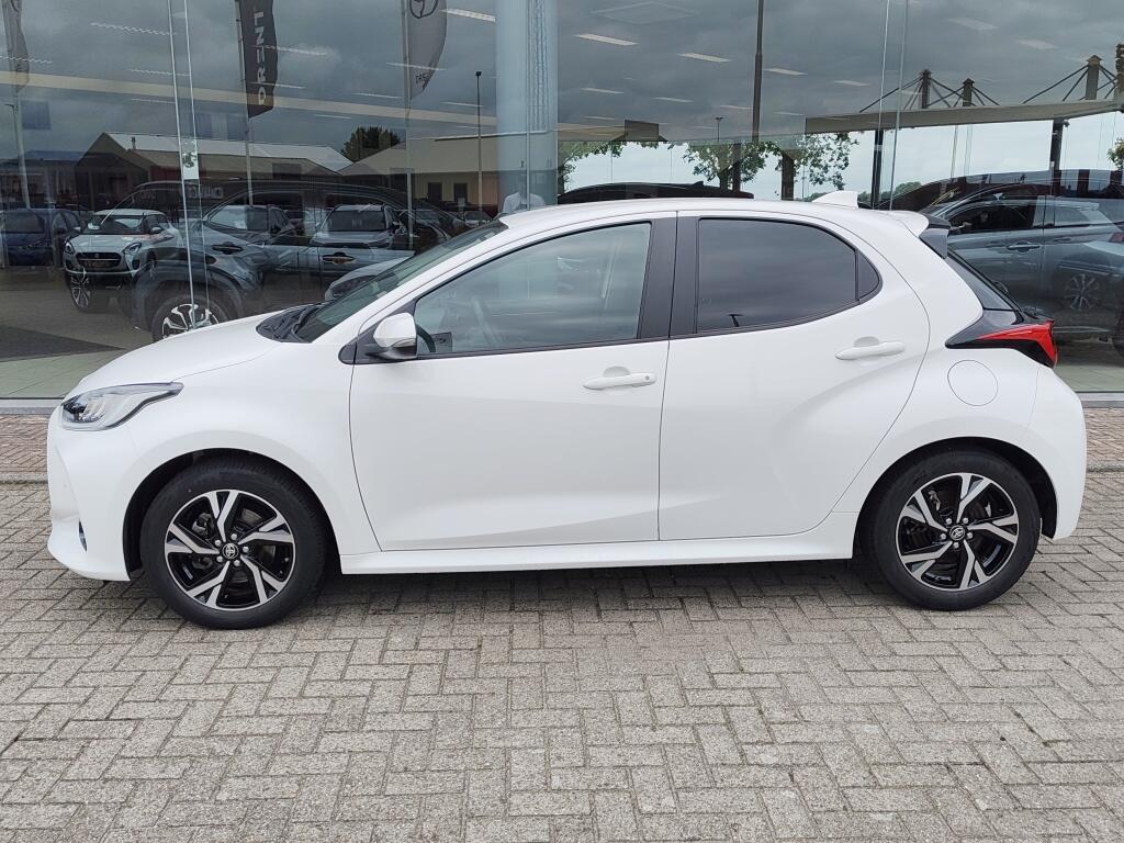 Toyota Yaris 1.5 Hybrid 115 Dynamic | Sensoren v/a | Stuur & Stoelverwarming - Image 3