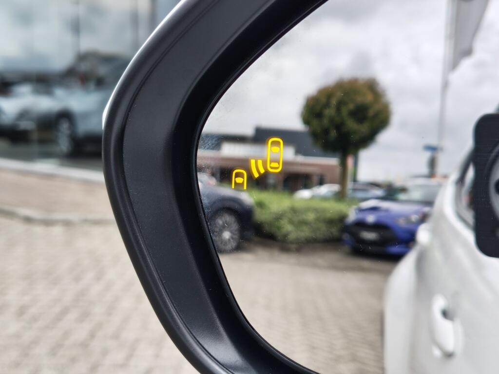 Toyota Yaris 1.5 Hybrid 115 Dynamic | Sensoren v/a | Stuur & Stoelverwarming - Image 36