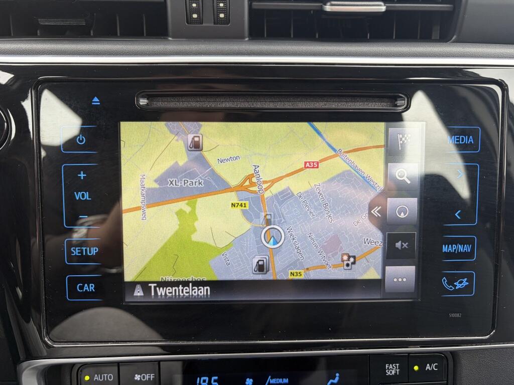 Toyota Auris Touring Sports 1.8 Hybrid Dynamic Go | Trekhaak | All-season | Stoelverw - Image 20