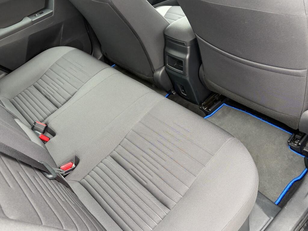 Toyota Auris Touring Sports 1.8 Hybrid Dynamic Go | Trekhaak | All-season | Stoelverw - Image 29