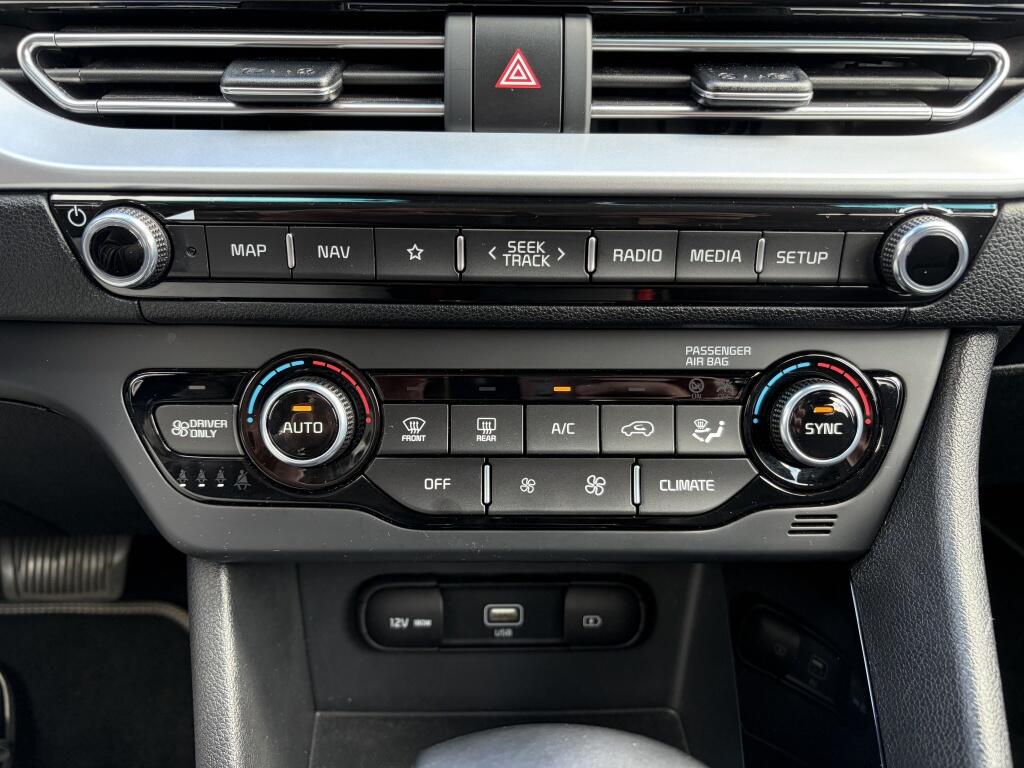 Kia Niro 1.6 GDI Hybrid DynamicLine | Trekhaak | All-season | PDC achter - Image 24