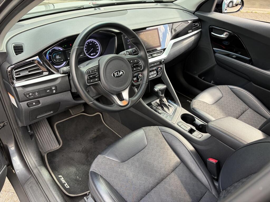 Kia Niro 1.6 GDI Hybrid DynamicLine | Trekhaak | All-season | PDC achter - Image 30