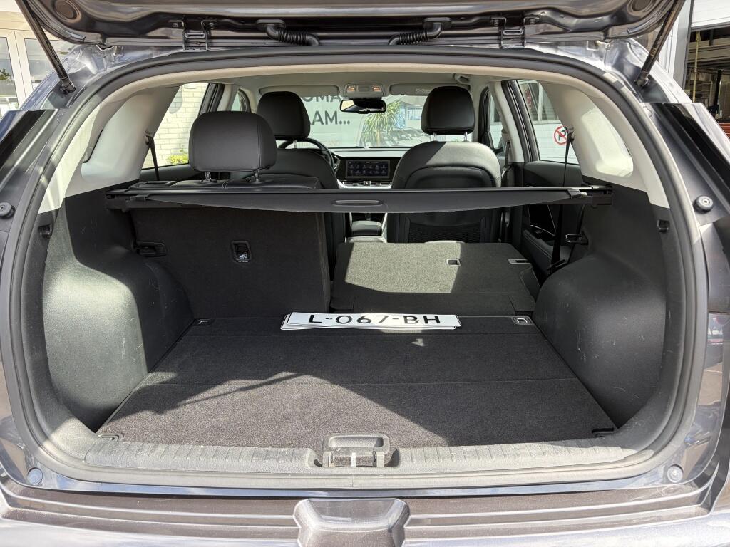 Kia Niro 1.6 GDI Hybrid DynamicLine | Trekhaak | All-season | PDC achter - Image 37
