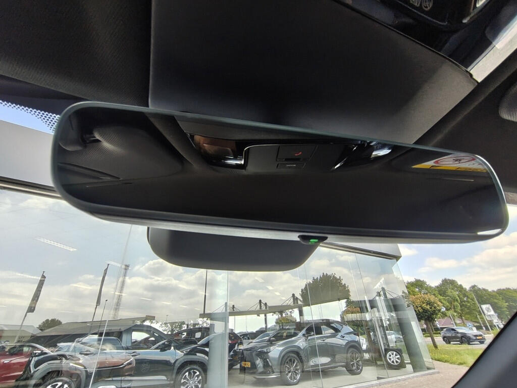 Lexus LBX Cool 2WD | Head Up Display | Sensoren v/a | Memory Seat | Stoelv - Image 24