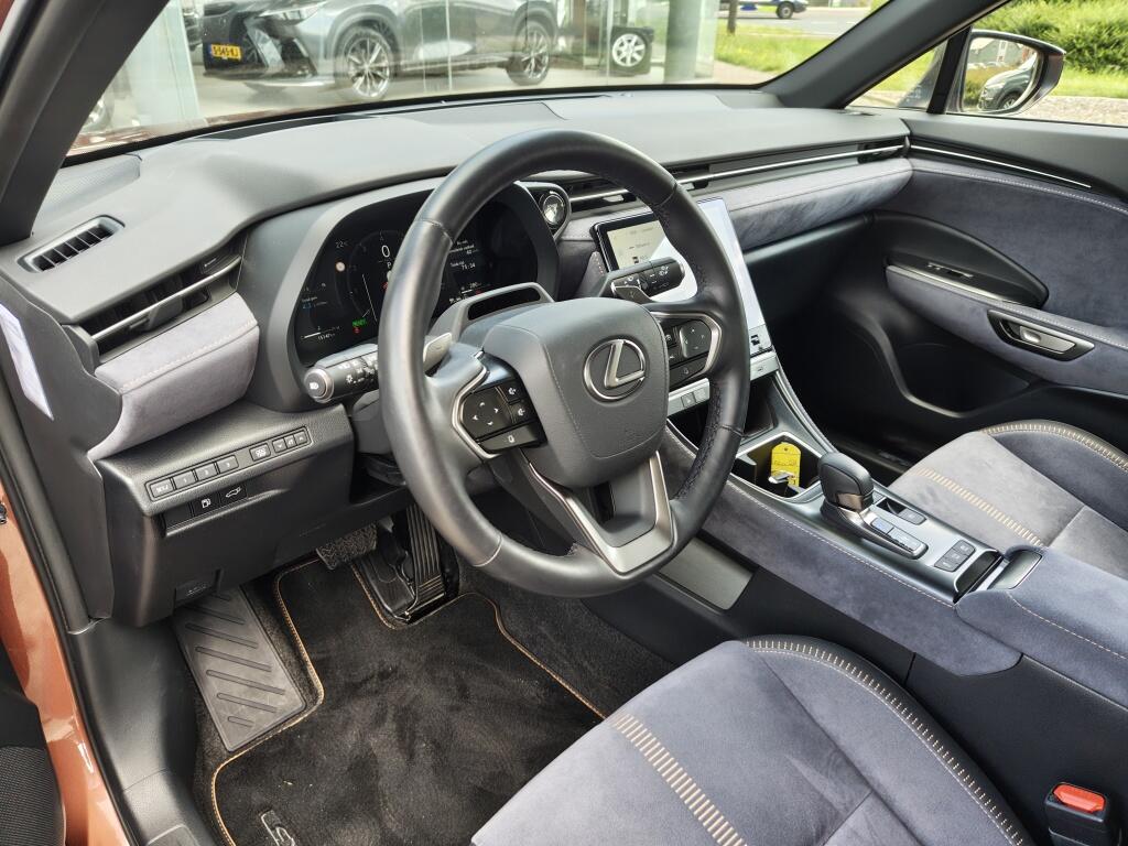 Lexus LBX Cool 2WD | Head Up Display | Sensoren v/a | Memory Seat | Stoelv - Image 25