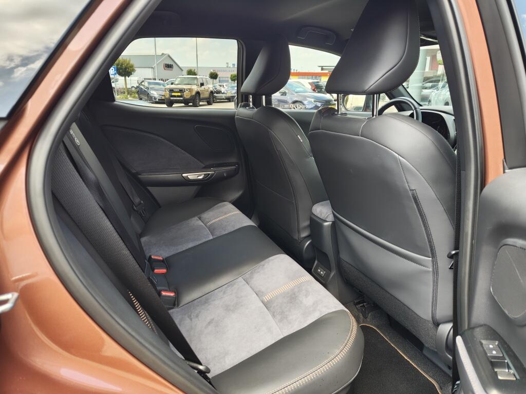 Lexus LBX Cool 2WD | Head Up Display | Sensoren v/a | Memory Seat | Stoelv - Image 29