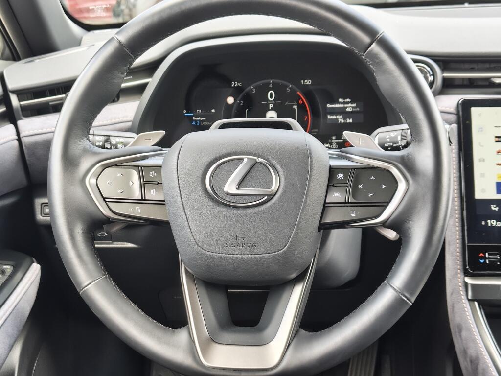 Lexus LBX Cool 2WD | Head Up Display | Sensoren v/a | Memory Seat | Stoelv - Image 9