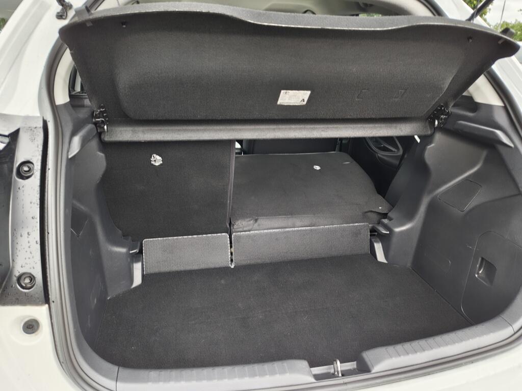 Toyota Yaris 1.5 Hybrid 115 Dynamic | Sensoren v/a | Stuur & Stoelverwarming - Image 32