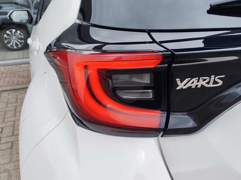 Toyota Yaris 1.5 Hybrid 115 Dynamic | Sensoren v/a | Stuur & Stoelverwarming - Image 34
