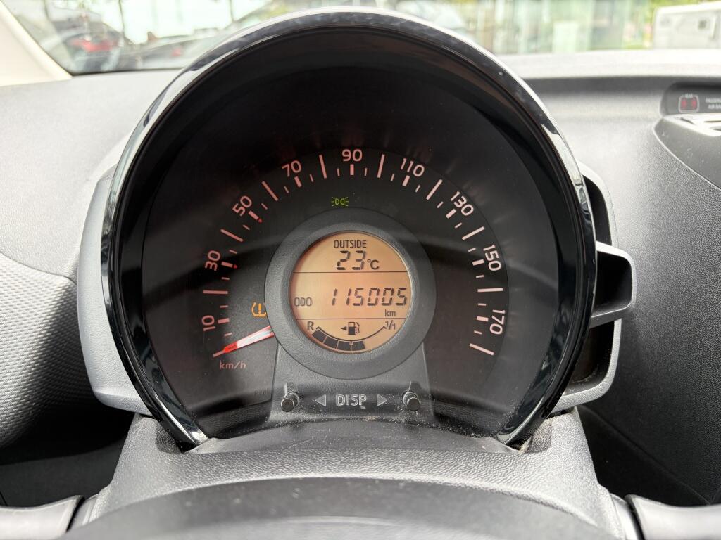 Toyota Aygo 1.0 VVT-i x-fun | Airco | Bluetooth | El. Ramen | - Image 10