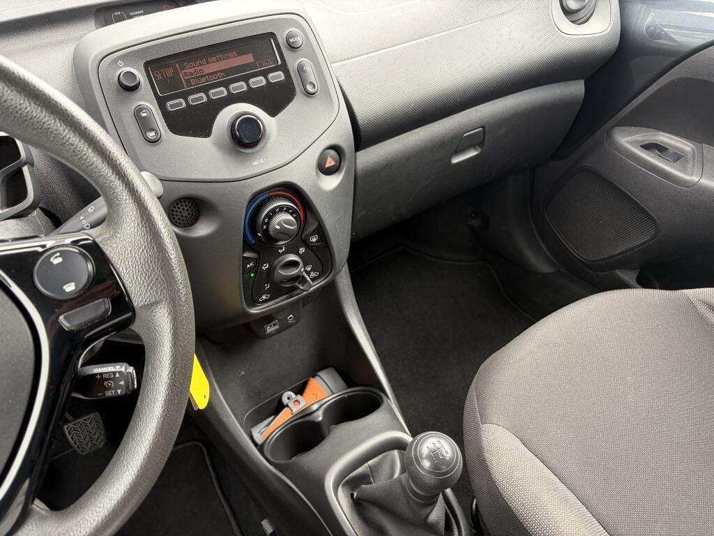 Toyota Aygo 1.0 VVT-i x-fun | Airco | Bluetooth | El. Ramen | - Image 20