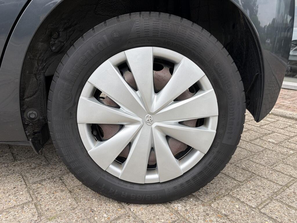 Toyota Aygo 1.0 VVT-i x-fun | Airco | Bluetooth | El. Ramen | - Image 31