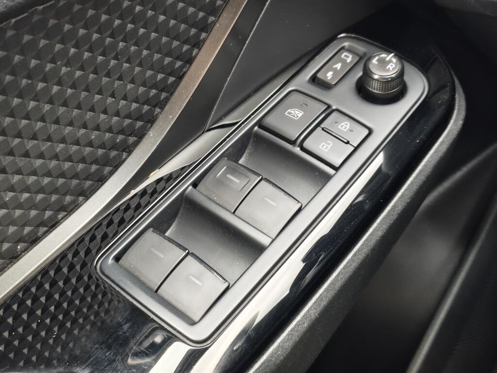 Toyota C-HR 1.8 Hybrid Style | Trekhaak Afneembaar | Sensoren v/a | Stoelver - Image 24