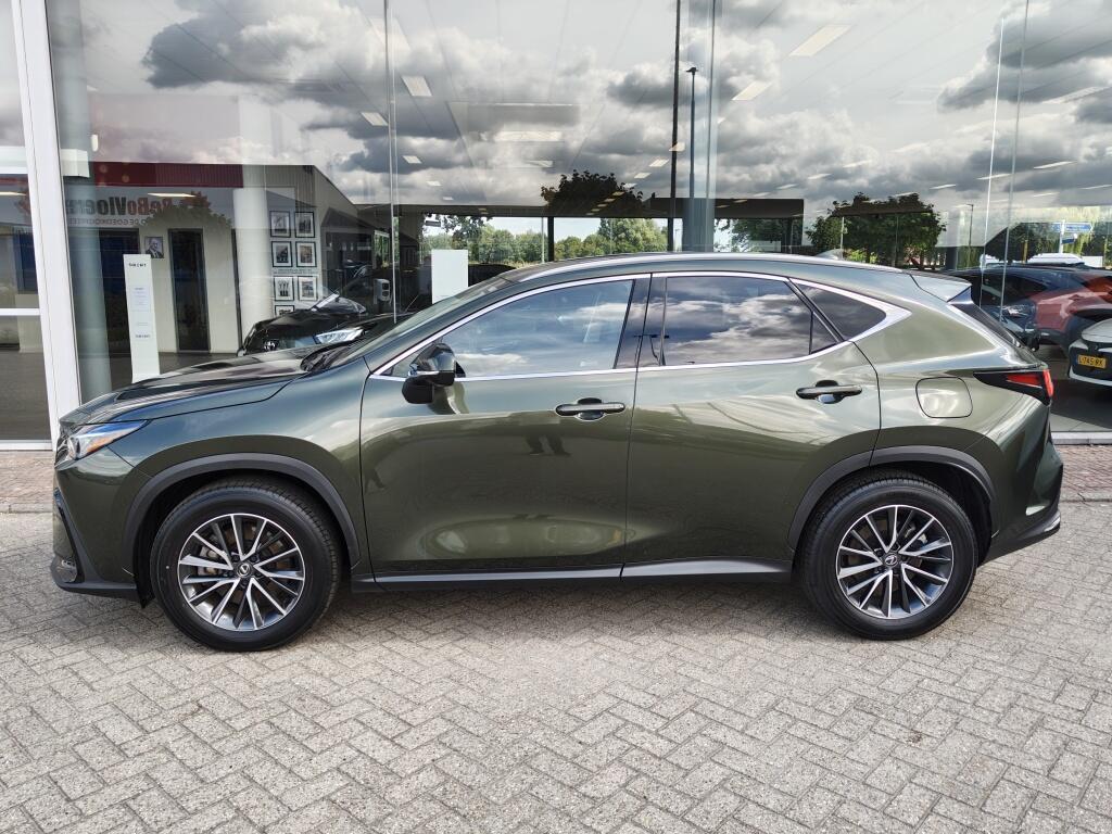 Lexus NX 450h+ AWD Luxury Line | Trekhaak | 1500Kg Trekgew. | Leder | And - Image 3