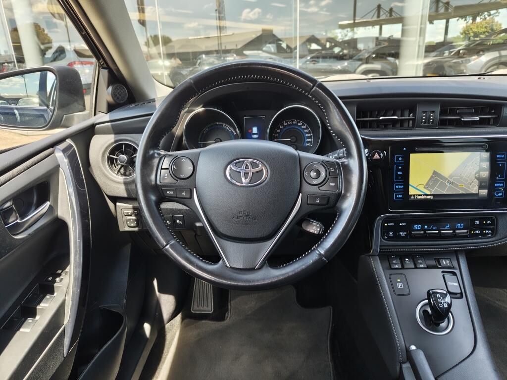 Toyota Auris Touring Sports 1.8 Hybrid Lease Pro | Pano | Trekhaak  | Sensoren v/a | Stoelve - Image 10