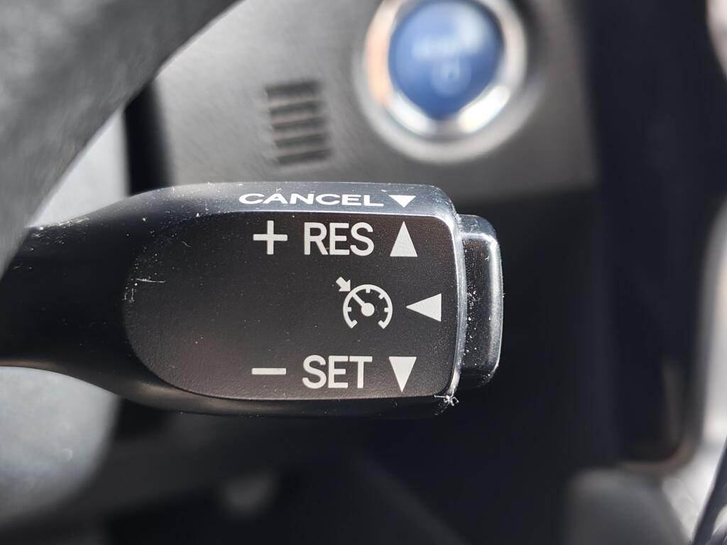 Toyota Auris Touring Sports 1.8 Hybrid Lease Pro | Pano | Trekhaak  | Sensoren v/a | Stoelve - Image 17