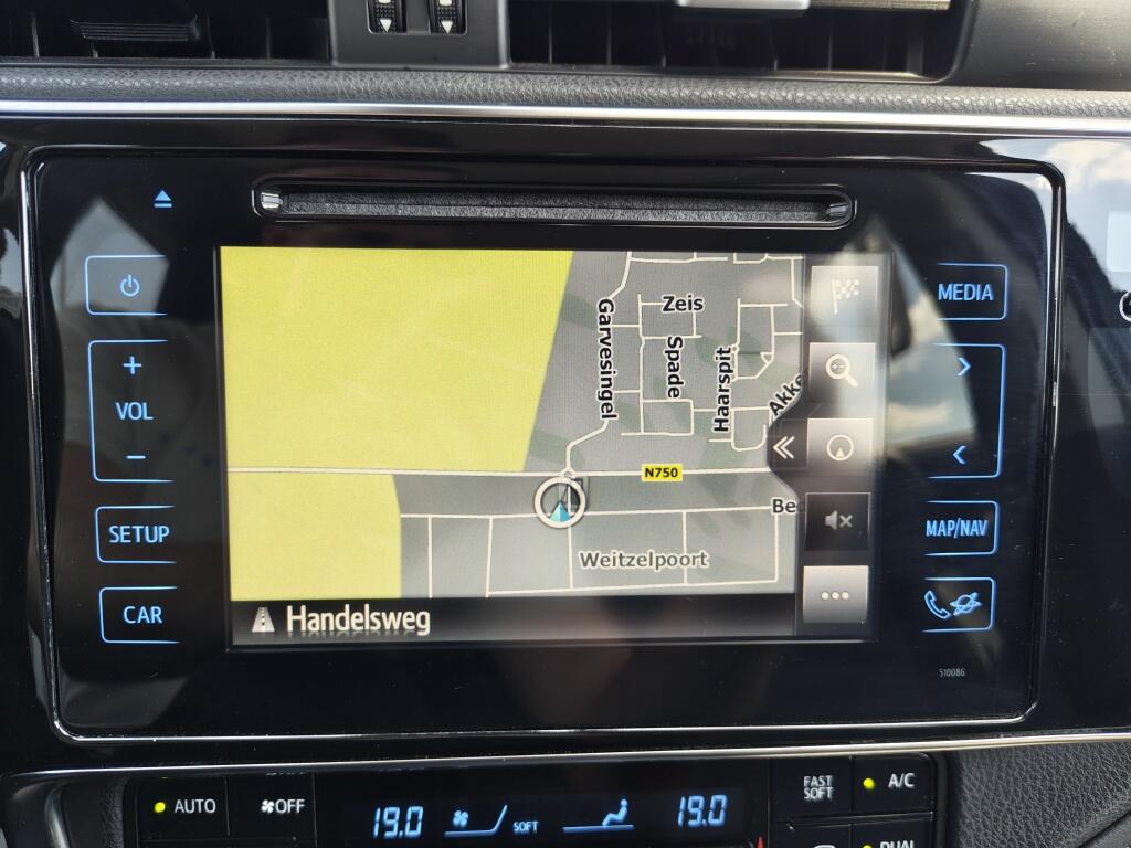 Toyota Auris Touring Sports 1.8 Hybrid Lease Pro | Pano | Trekhaak  | Sensoren v/a | Stoelve - Image 20