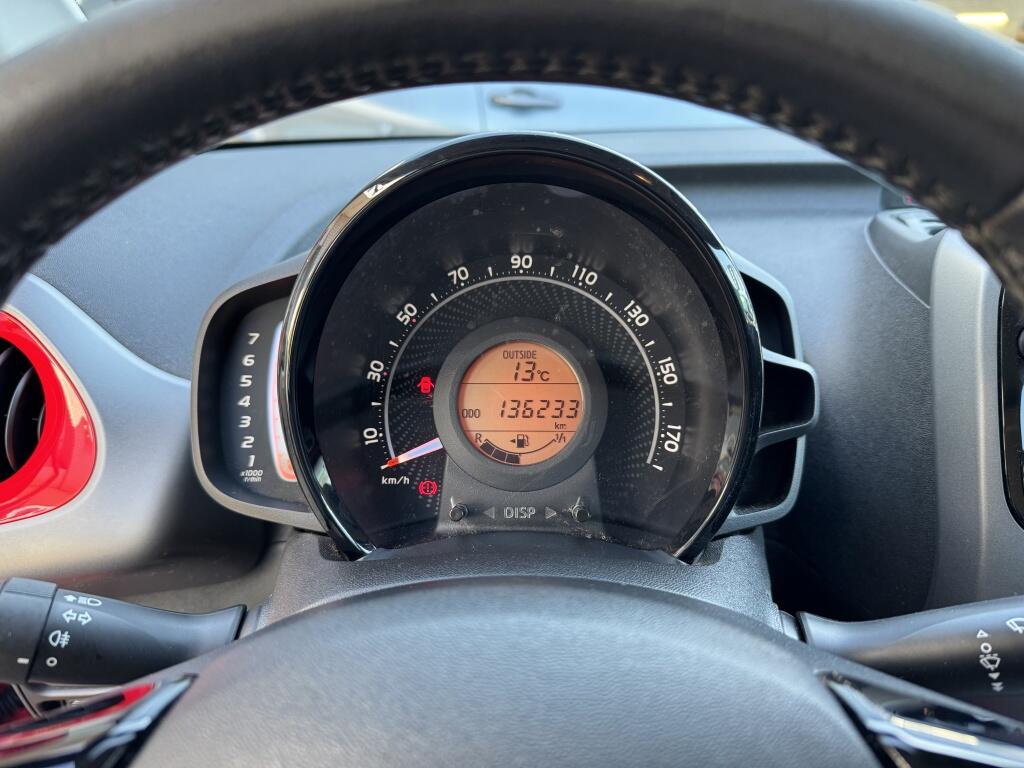 Toyota Aygo 1.0 VVT-i x-play |Achteruitcamera - Image 14
