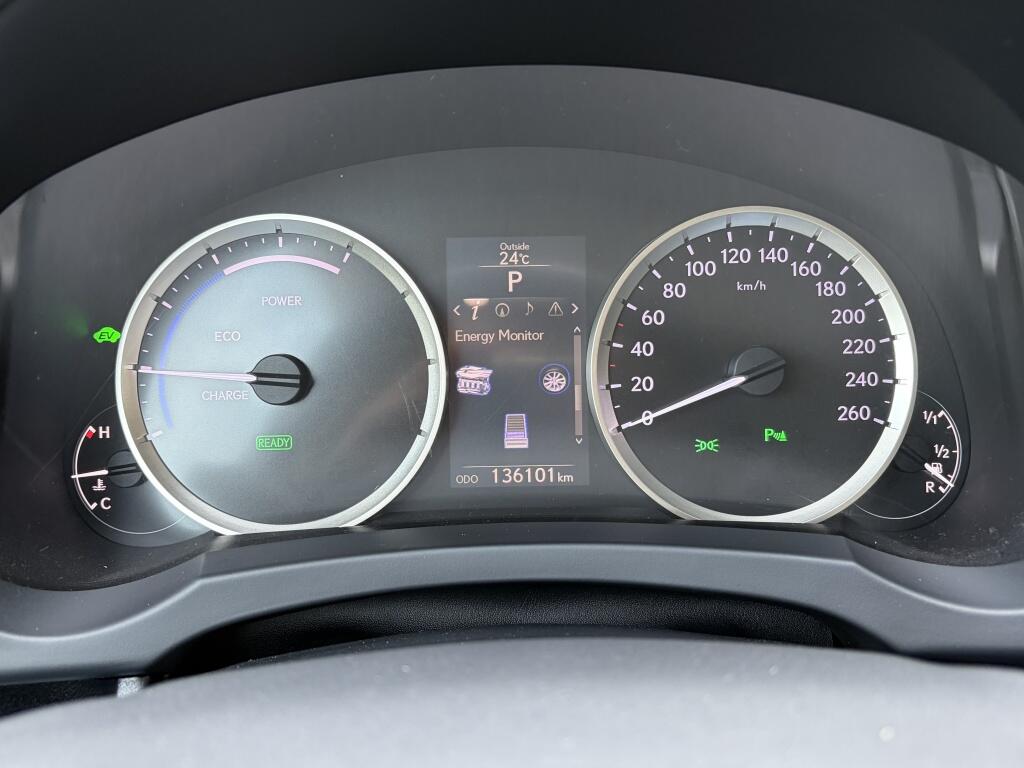 Lexus IS 300h First Edition | Sensoren V/A | Cruise Control | Navigatie | - Image 10
