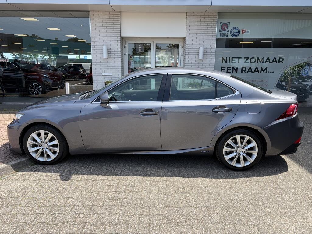 Lexus IS 300h First Edition | Sensoren V/A | Cruise Control | Navigatie | - Image 3