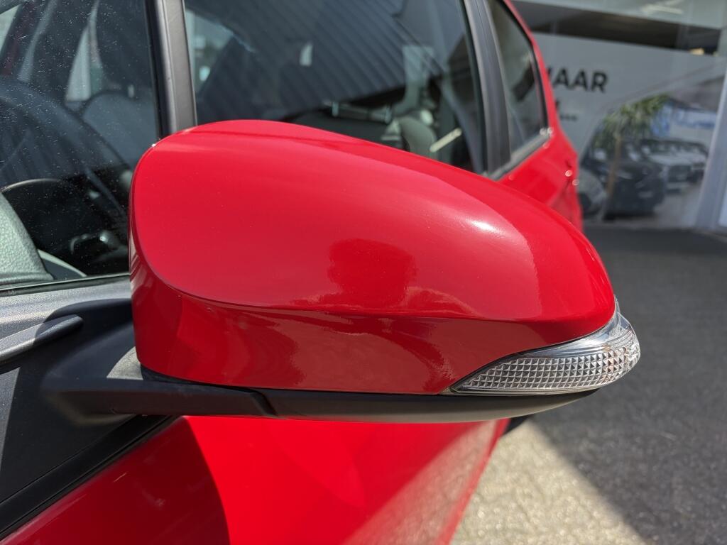 Toyota Yaris 1.5 Hybrid Aspiration | Cruise control | Climate control | Camer - Image 32