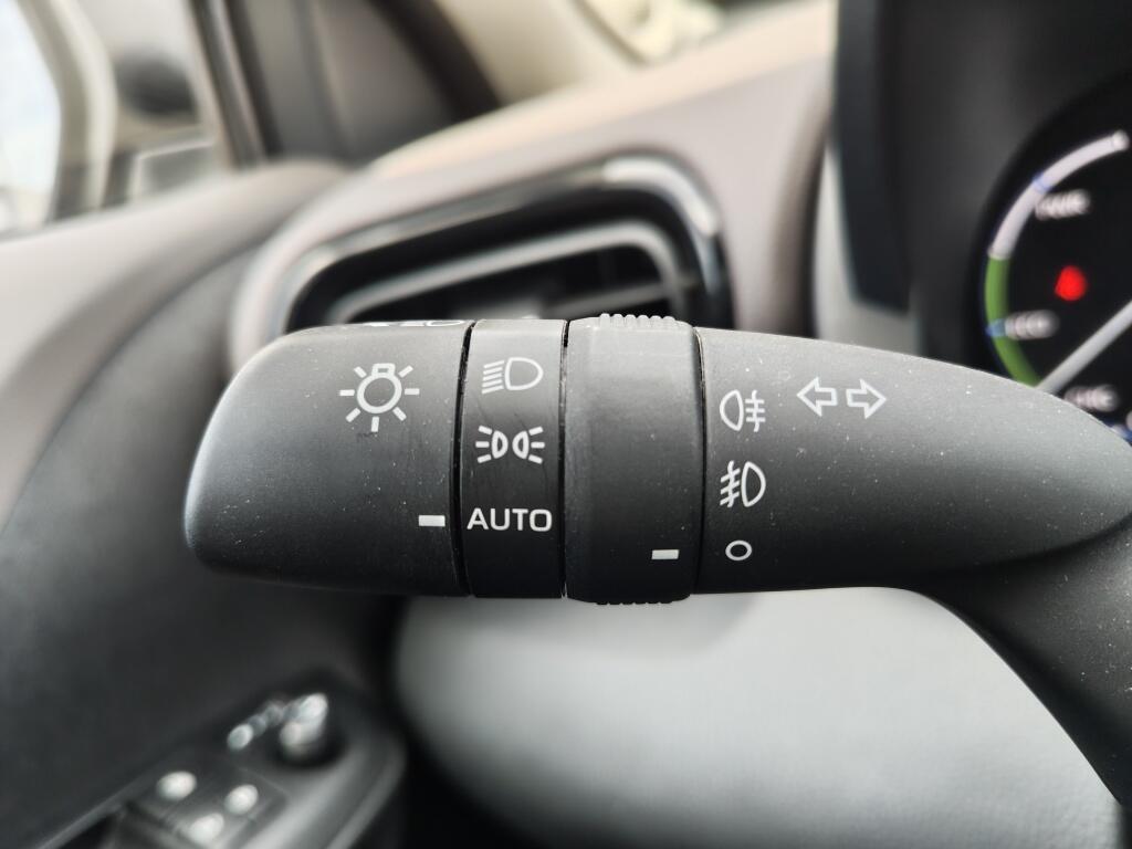 Toyota Yaris Cross 1.5 Hybrid Executive | HUD | JBL | Stoelverwarming | Navi - Image 12