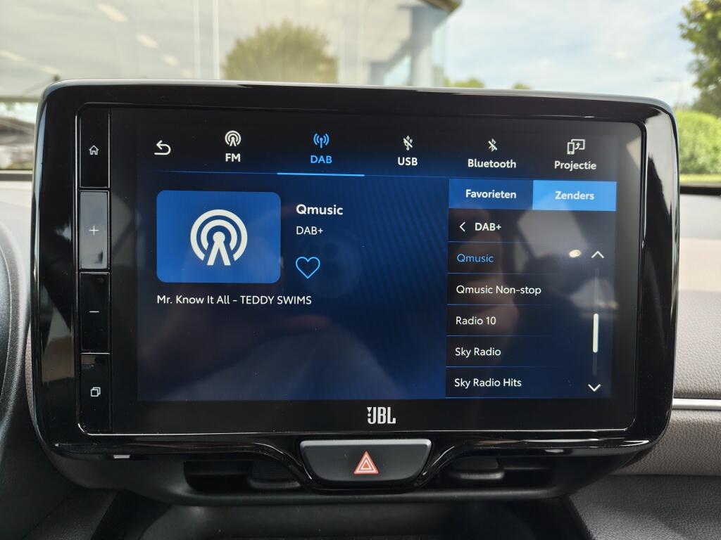 Toyota Yaris Cross 1.5 Hybrid Executive | HUD | JBL | Stoelverwarming | Navi - Image 16